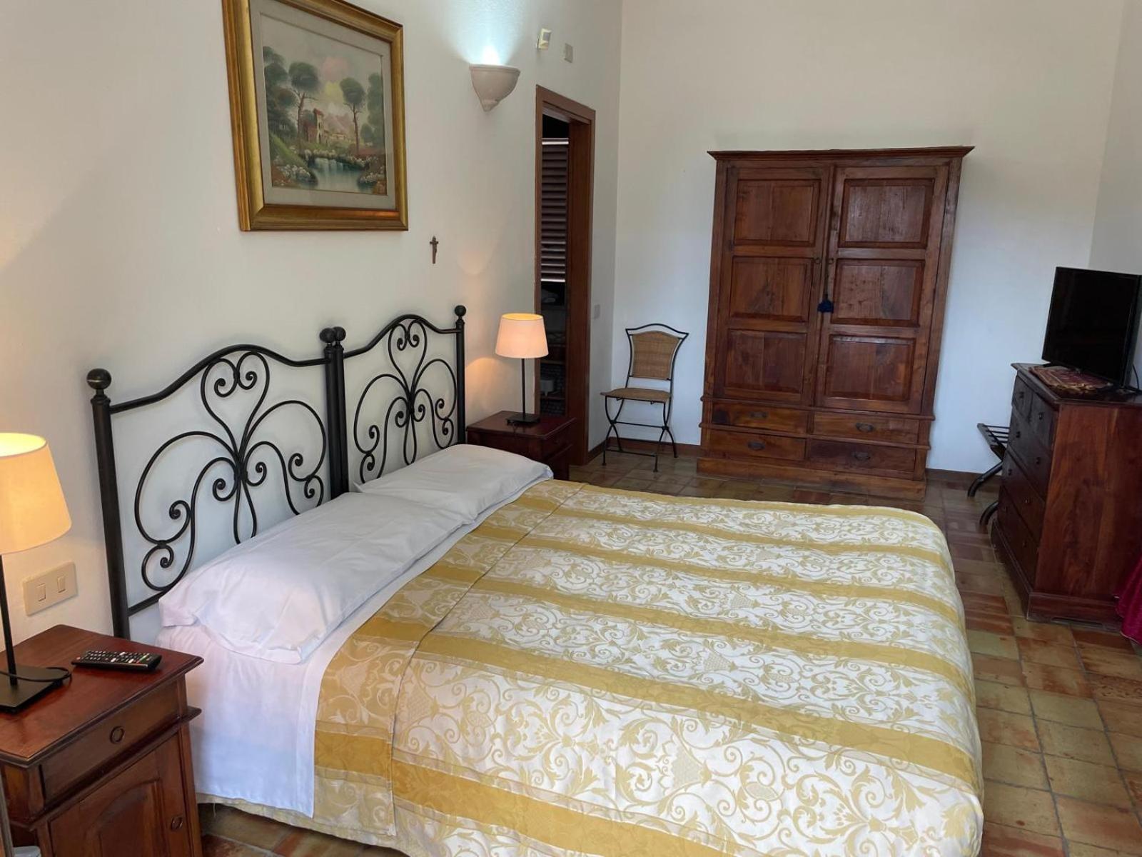 Agriturismo Villa Luca SantʼAgata di Militello エクステリア 写真